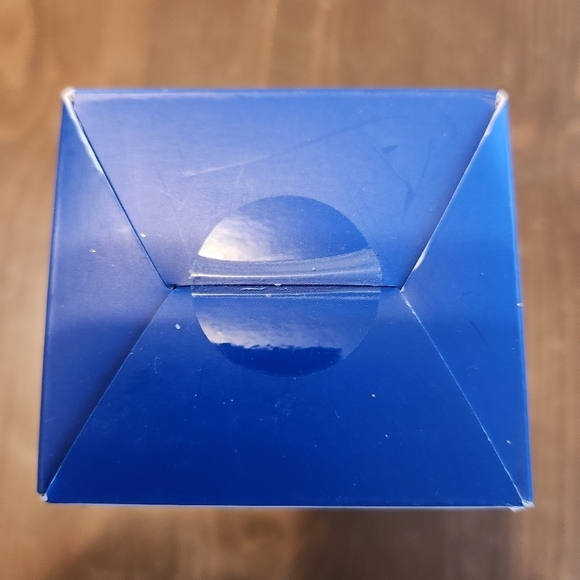 NIB Nexigo P-5 Charging Dock for PS-5 Game Controllers with 2 Slots Qty - Picture 6 of 6